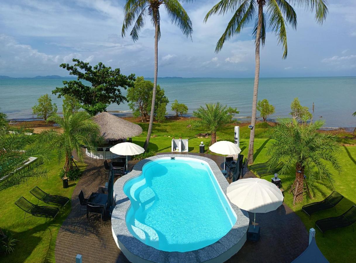 Beachfront Pool Villa And Apartment Koh Chang Exterior photo